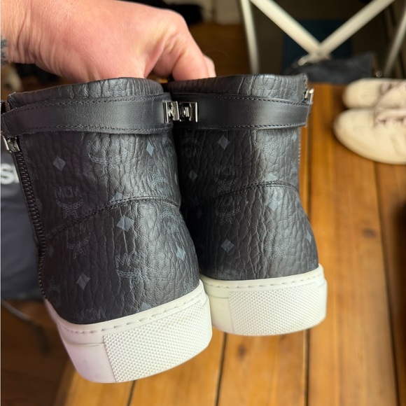 MCM Black High-Top Sneakers - Picture 3 of 9